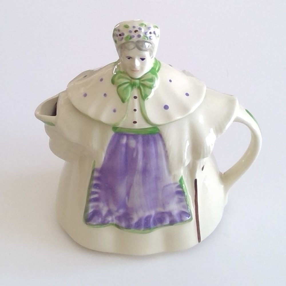 Vintage Collectible Cottagecore Ceramic Shawnee Granny Ann Grandma Teapot